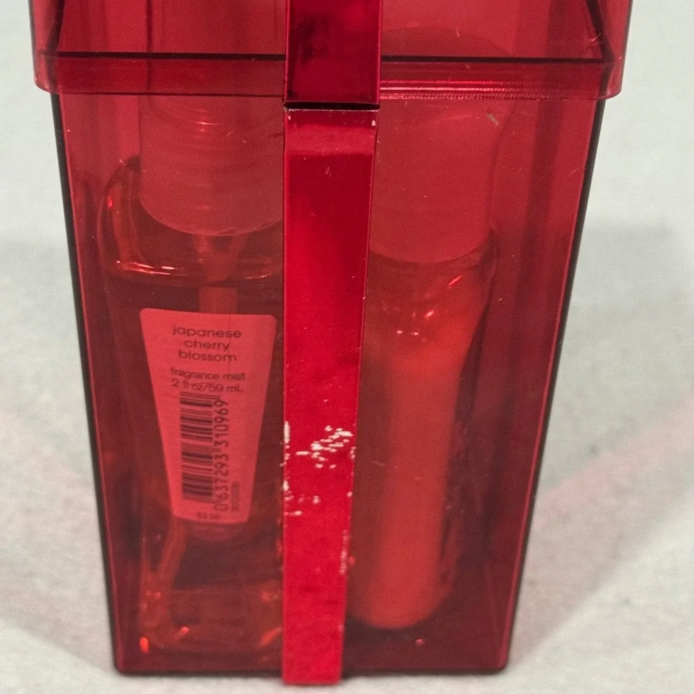 Bath & Body Works Japanese Cherry Blossom Travel Gift Set Red Box 3 Piece 2oz